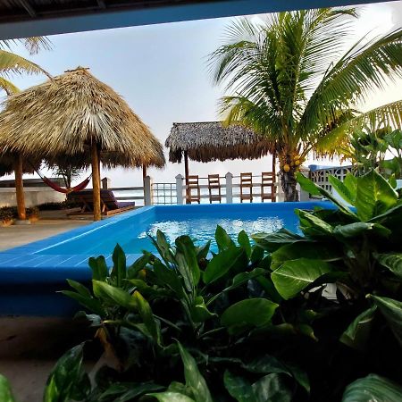 ホテルCasa Perla Las Peñitas エクステリア 写真
